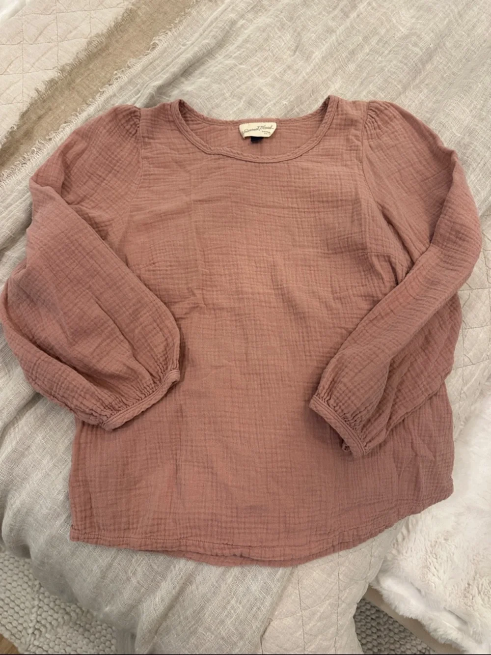 Top - Picture 2 of 4